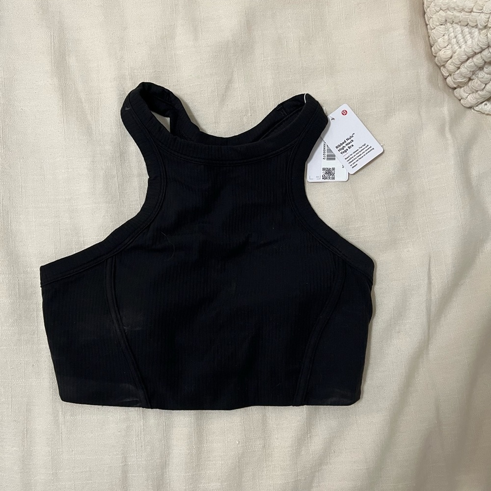BRAND NEW lululemon sports bra